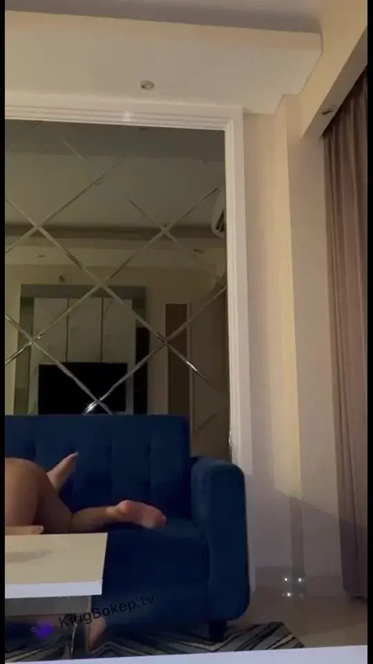 Indo Jepang Sofa Itu Adalah Saksi Sex di Jepang